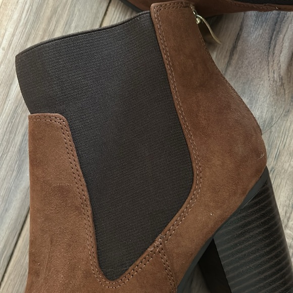 Back zip booties - Picture 5 of 5